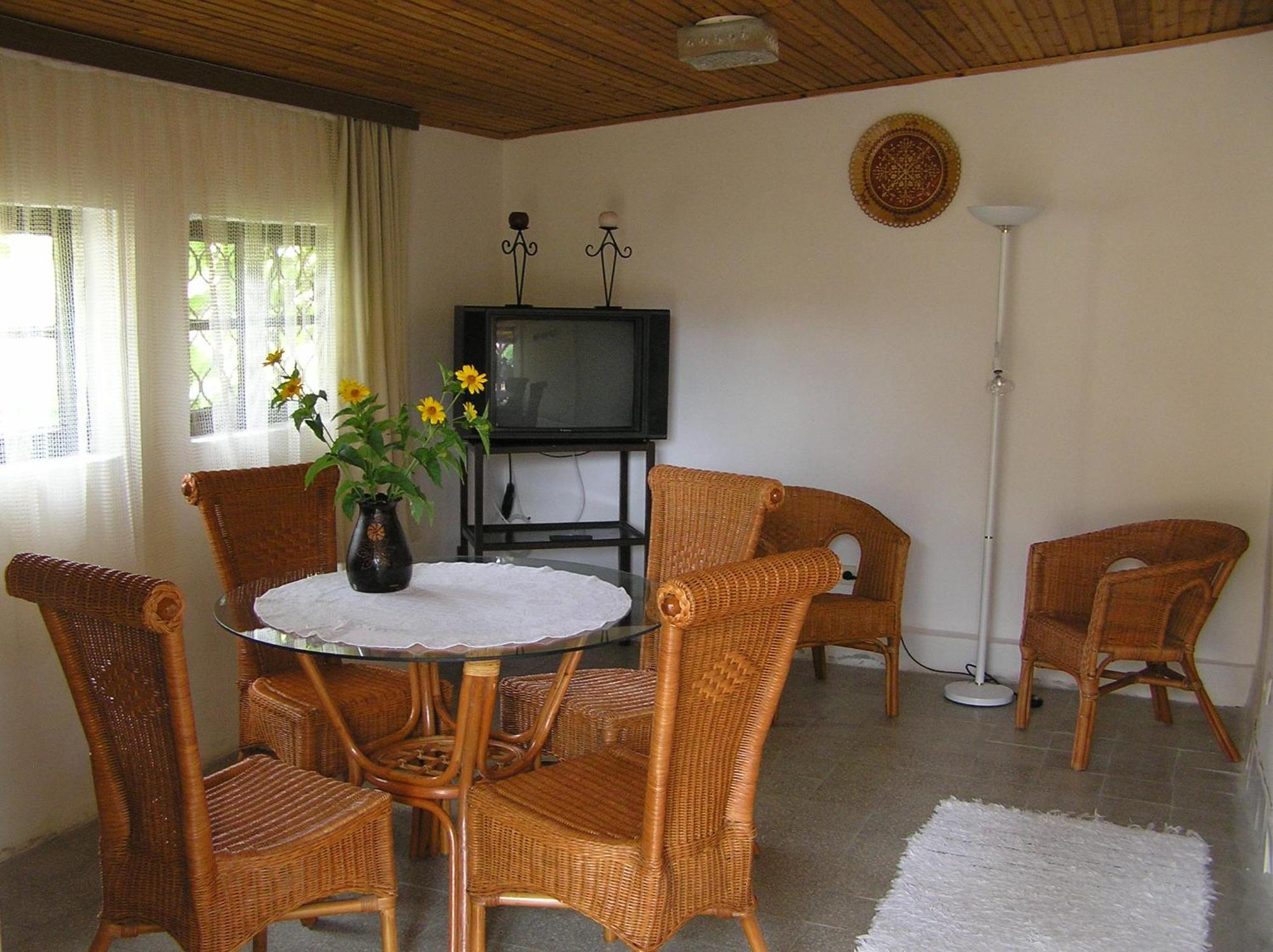 Muskatlis Haz Apartment Balatonlelle Exterior foto