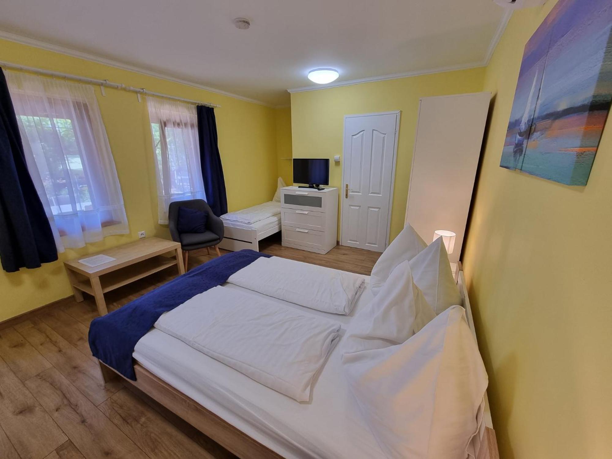 Muskatlis Haz Apartment Balatonlelle Exterior foto