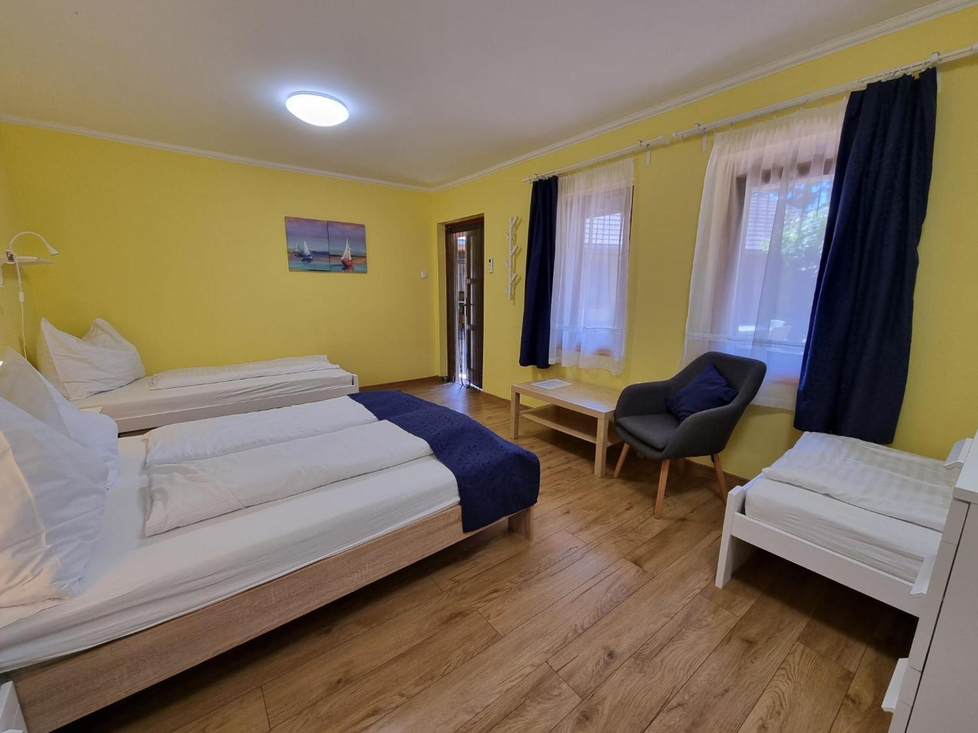 Muskatlis Haz Apartment Balatonlelle Exterior foto